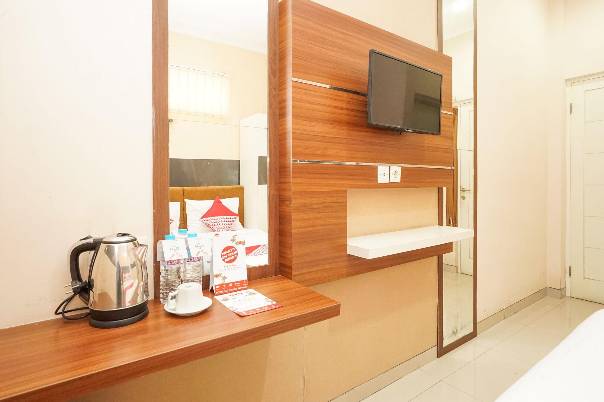 Oyo 450 Semampir Residence Surabaya Exteriör bild