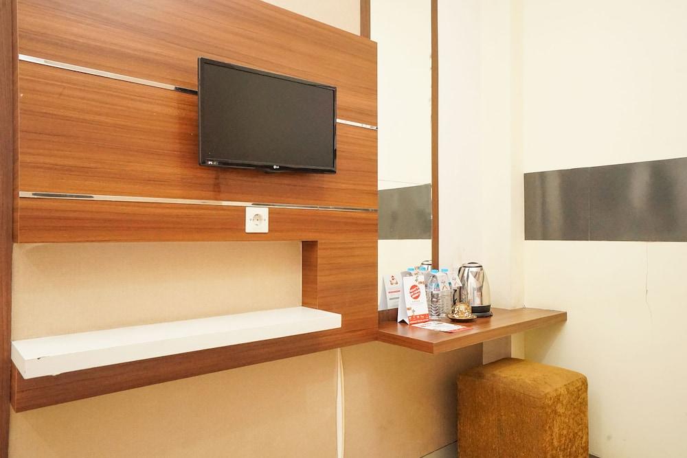 Oyo 450 Semampir Residence Surabaya Exteriör bild