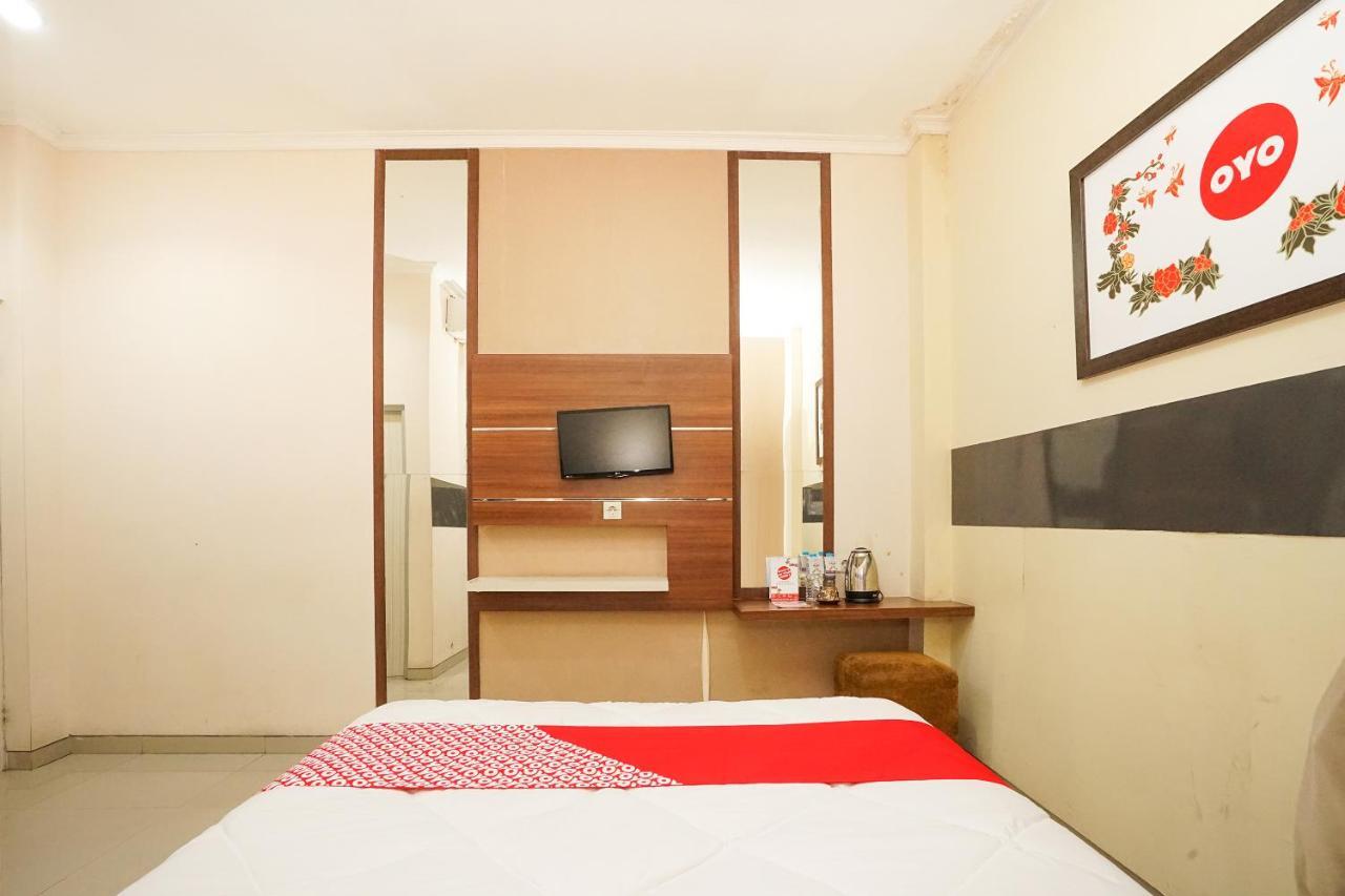 Oyo 450 Semampir Residence Surabaya Exteriör bild